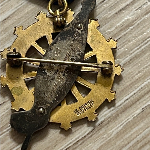 Vintage Daughters Of The American Revolution Ribbon GF Medals/Pins - Picture 7 of 8